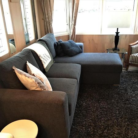 Prachtige Luxe Chalet Op De Veluwe Nabij โฮนเดอร์โล ภายนอก รูปภาพ