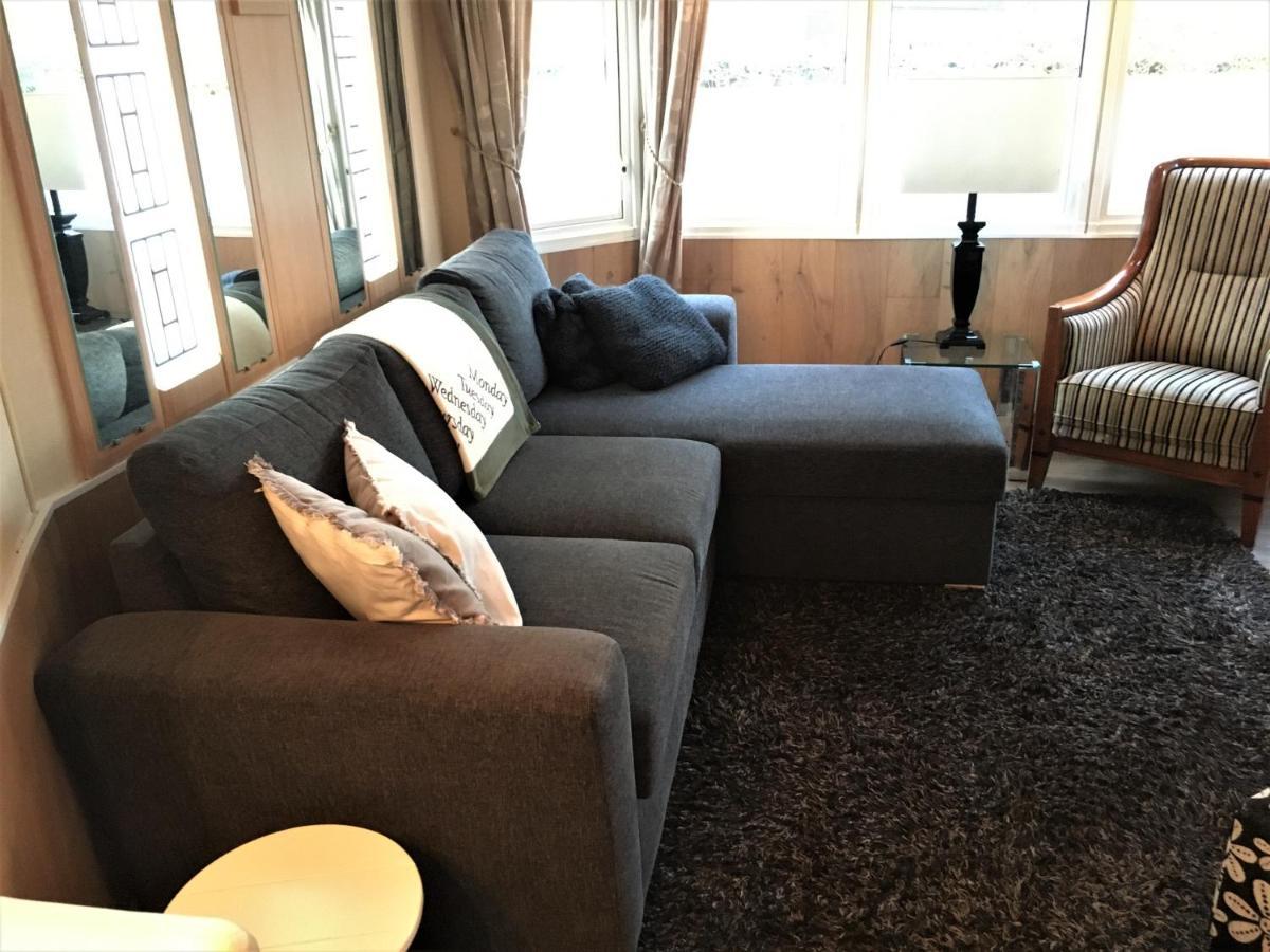 Prachtige Luxe Chalet Op De Veluwe Nabij โฮนเดอร์โล ภายนอก รูปภาพ